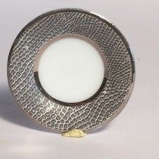 FEVE  ASSIETTE  BERNARDAUD  LIMOGES  DECOR  SAUVAGE  2009  -  RECTO/VERSO