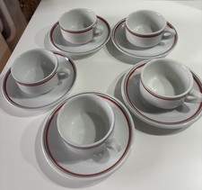 5 Tasses Et Sous Tasse