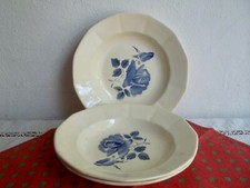 3 assiettes creuses  vintage