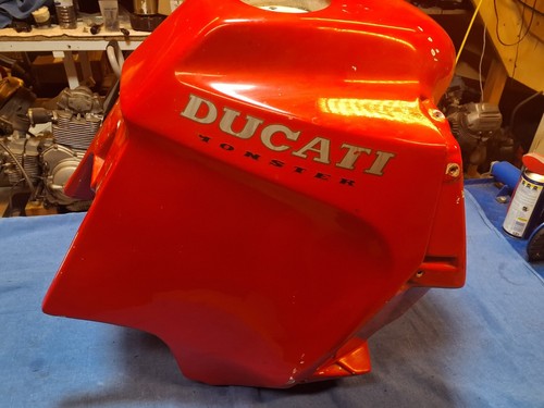 Réservoir pour cagiva - réservoir,