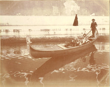 ITALIE  1906   VENISE En gondole à la porte de l'Arsenal