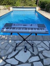 Clavier Yamaha PortableGrand DGX-230