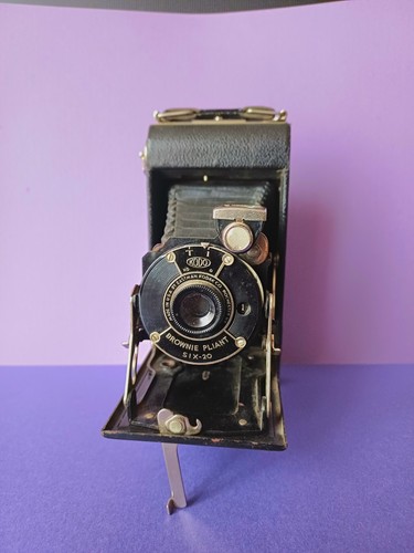 Appareil photo ancien - appareil, a