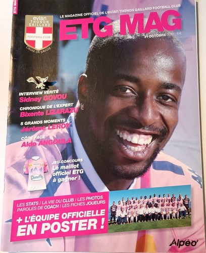 Magazine football - magazine,