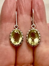 ANCIENNES  BOUCLES D'OREILLES