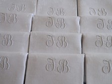 12 serviettes de table, mono J B, en pur fil de lin, anciennes