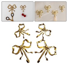 Crochets dorés élégants