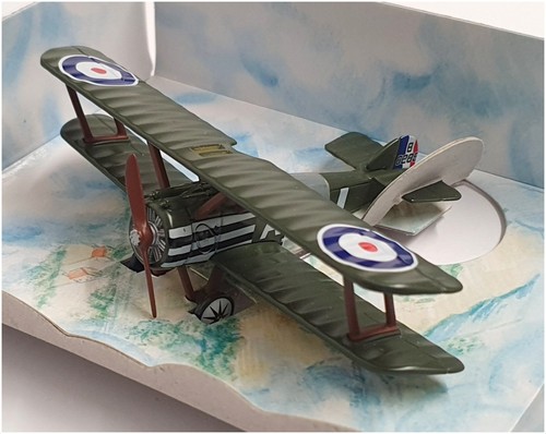 Lledo appx 10cm - 10cm, wingspan