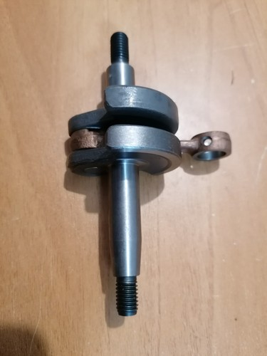 Vilebrequin taille haie - , echo