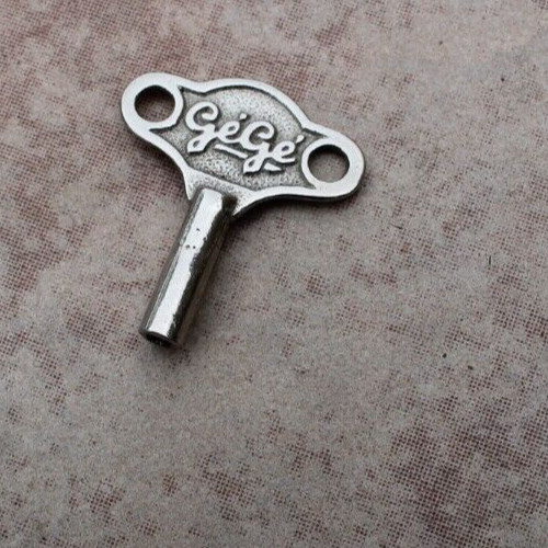 Clef gégé pour jouet - gégé, ancien