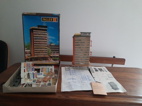 Maquette immeuble faller - maquette, b905