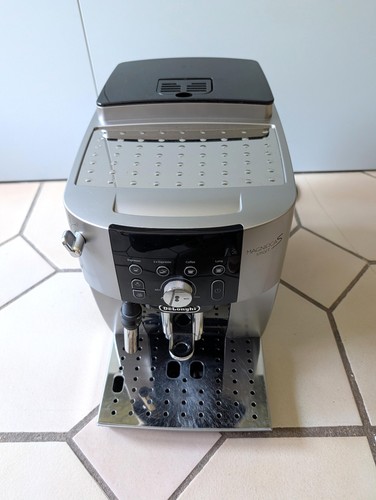 Machine café delonghi - à,