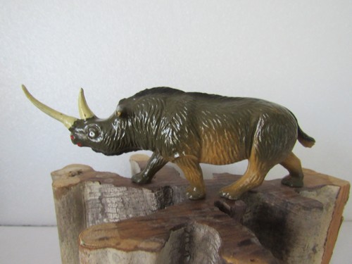 Figurine starlux préhistoire - figurine,