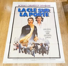 Clé sur porte affiche - clÉ,
