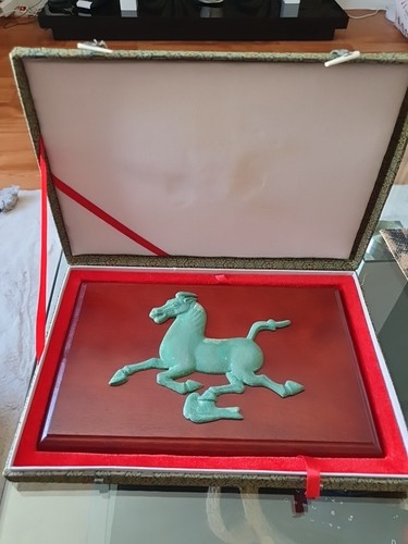 Bronze patine verte cheval