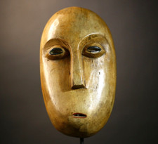 Ancien masque africain Lega