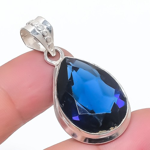 Pendentif pierre précieuse - , en