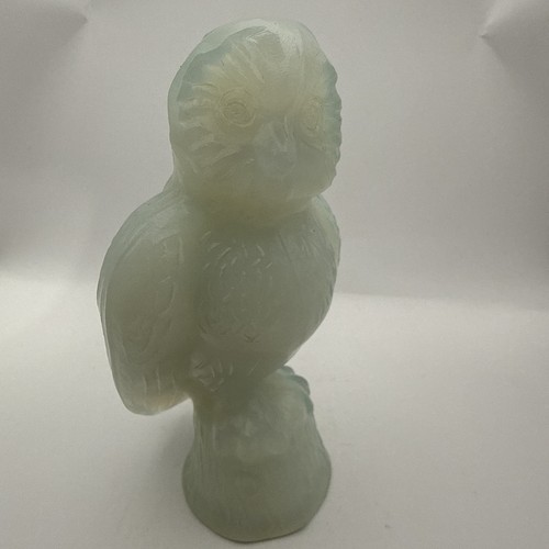 Vintage opalescent glass owl - vintage,