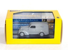 VOITURE LA POSTE 1/43 SIMCA 8
