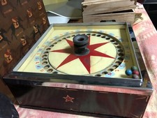 ancien jeu de bistrot. roulette. chevaux.