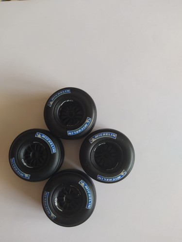 Roue marquage michelin - roue, 1/18