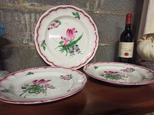 3 plats de service en faïence