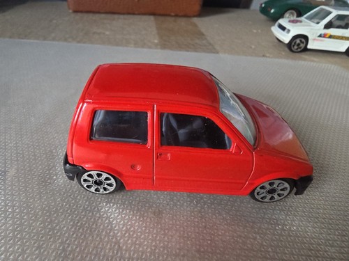 Voiture burago fiat - ,