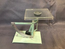 Ancien peson pèse lettre