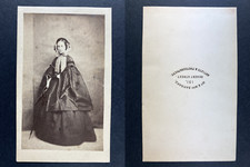 Barnard, London, jeune femme