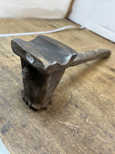 Marteau forgeron old tool - de,