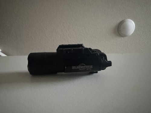 Surefire x300u ultra led - x300u-a,