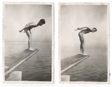 photo 2 snapshot vintage 1940 - beaux hommes au plongeoir  sweet men snapshot