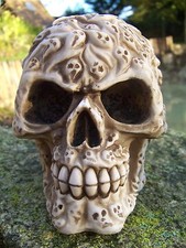 SK158  TETE MORT CRANE RELIEF