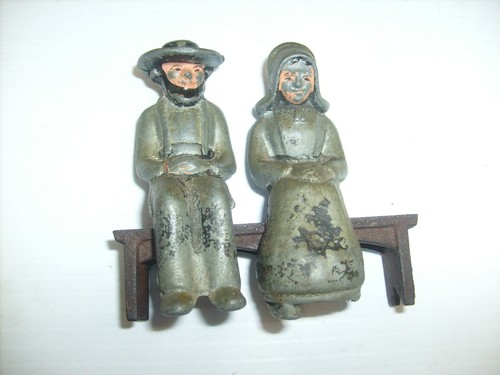 Vintage wilton amish iron - iron, salt