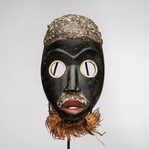 1340 masque dan - 1340, socle
