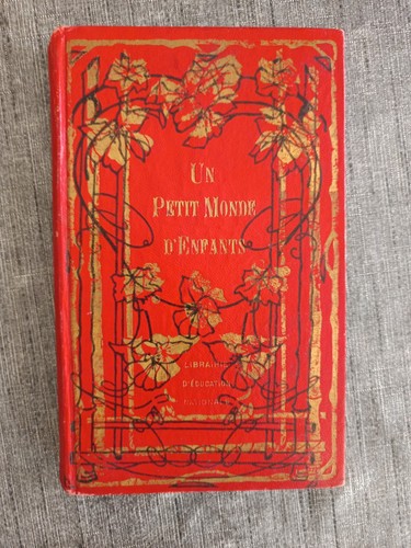 Petit monde enfants - petit,