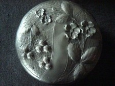 belle bonbonnière en etain F