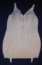 Combiné-gaine «Sibra» avec jarretières, Taille 100 B, vintage, rétro