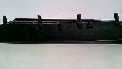 Grille calandre gauche - de,
