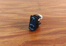Prise auxiliaire + USB Bmw