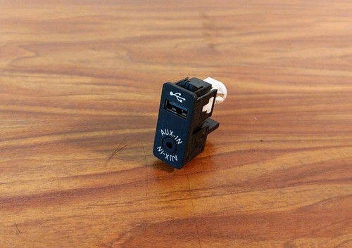 Prise auxiliaire usb bmw - prise, +