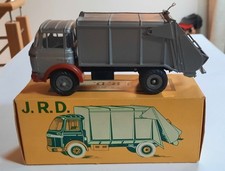 Benne à ordures "Genève" JRD 1/43 avec sa boîte d'origine