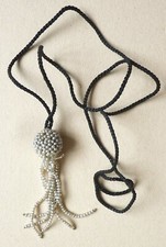 Collier avec perles fines