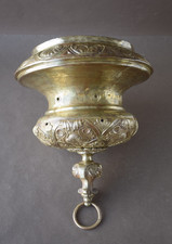 Vasque de lampe de sanctuaire