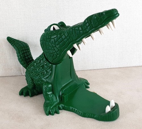 Crocodile vert articule - vert,