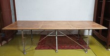 Grande table industrielle métallique et hêtre
