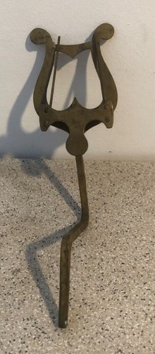 Ancienne lyre porte partition