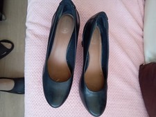 Chaussures Escarpins Femmes  Prix D'orgine 95€