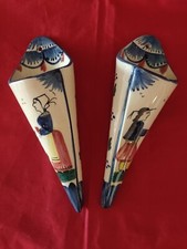 Quimper Belle paire de bouquetière cornet d'applique Manufacture HB Quimper 22cm