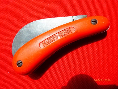 Couteau serpette pradines - couteau,